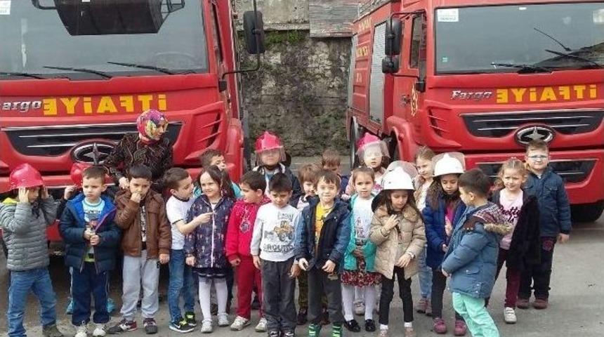 Minikler İtfaiyeyi Gezdi