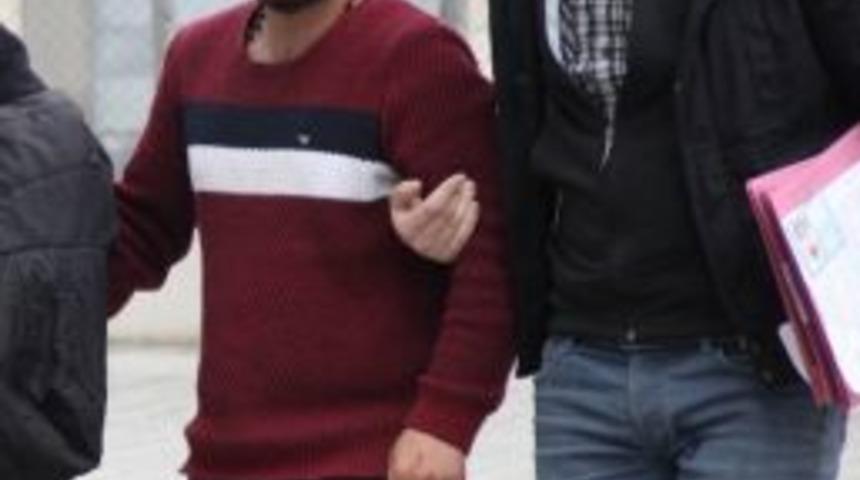 Uyuşturucudan Aranan Gen&ccedil; Yakalandı