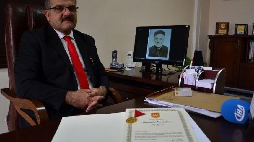 (&ouml;zel Haber) Dedesinin İstiklal Madalyasını 110 Sene Sonra Torunu Teslim Aldı