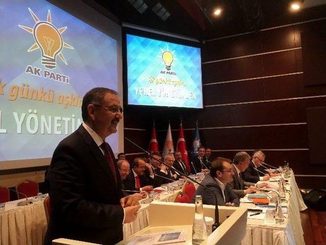 Mehmet &Ouml;zhaseki, Genişletilmiş İl Başkanları Toplantısı&rsquo;nda Sunum Yaptı 1