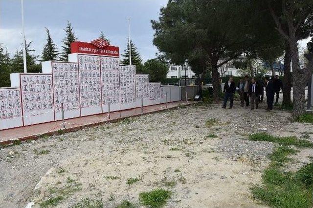 Yunusemre Belediyesi Şehitik Anıtı’na Sahip Çıktı