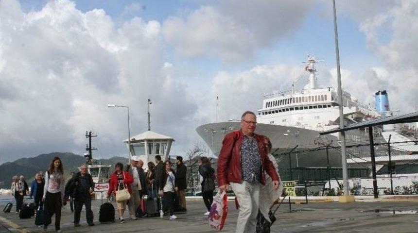 Kruvaziyer Turizmine Ter&ouml;r Darbesi
