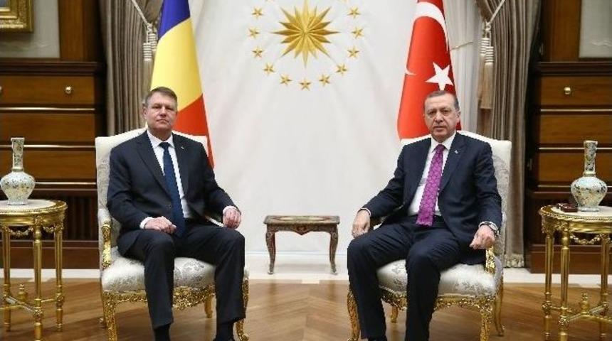 Cumhurbaşkanı Erdoğan İle Romanya Cumhurbaşkanı İohannis Baş Başa G&ouml;r&uuml;şt&uuml;