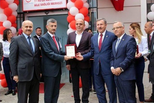 Salihli’de Nuriye Özbaş Aile Sağlığı Merkezi Açıldı