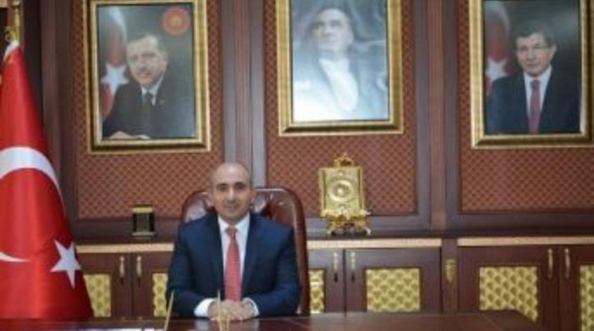 Başbakan Davutoğlu&rsquo;ndan Kilis&rsquo;in Nobel Adaylığına Destek