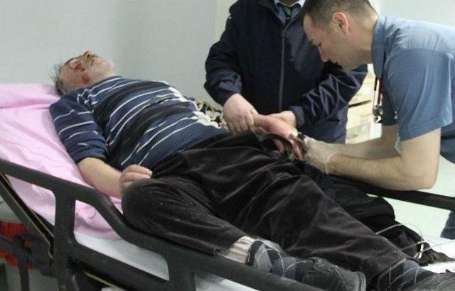 Polisin İkazına Rağmen Ters Yolda Giden Kamyonet Tır İle &Ccedil;arpıştı: 1 Yaralı 3