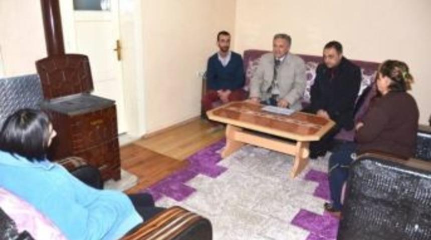 Vali Kahraman Per Ailesinin Misafiri Oldu