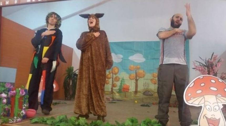 &Ccedil;ocuklara Orman Sevgisini Tiyatroyla Anlattılar