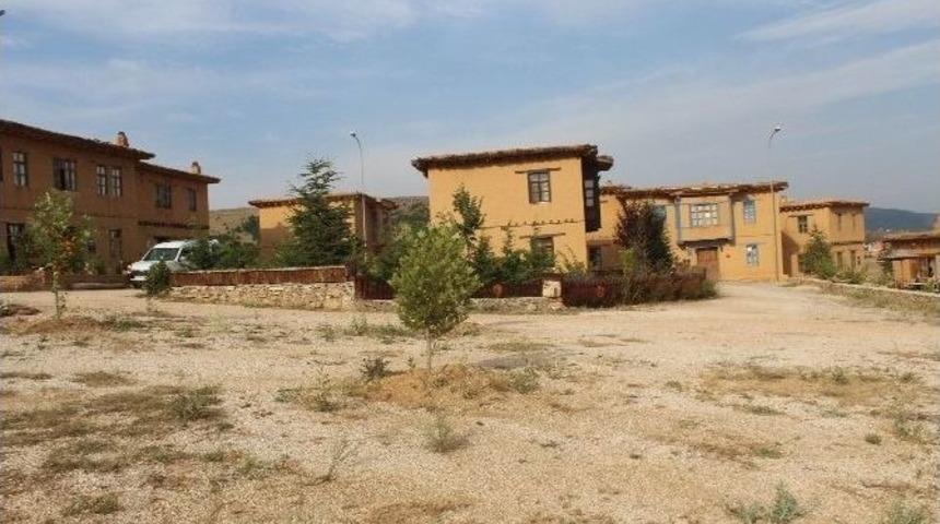 Sonsuz Ş&uuml;kran K&ouml;y&uuml;, Uluslararası &Ccedil;alıştaya Ev Sahipliği Yapacak