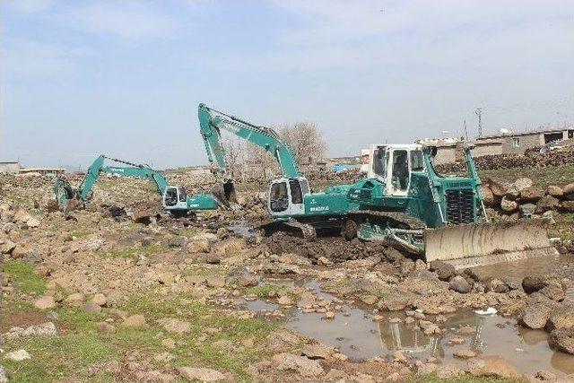 Siverek Kırsalında Dere Islah Çalışması Başladı 1