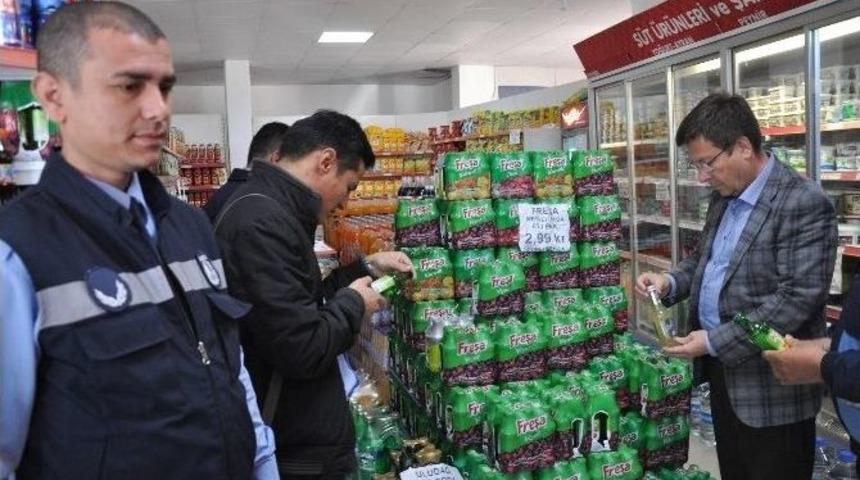 Menderes&rsquo;te Zabıtadan &Uuml;r&uuml;nlere Sıkı Denetim