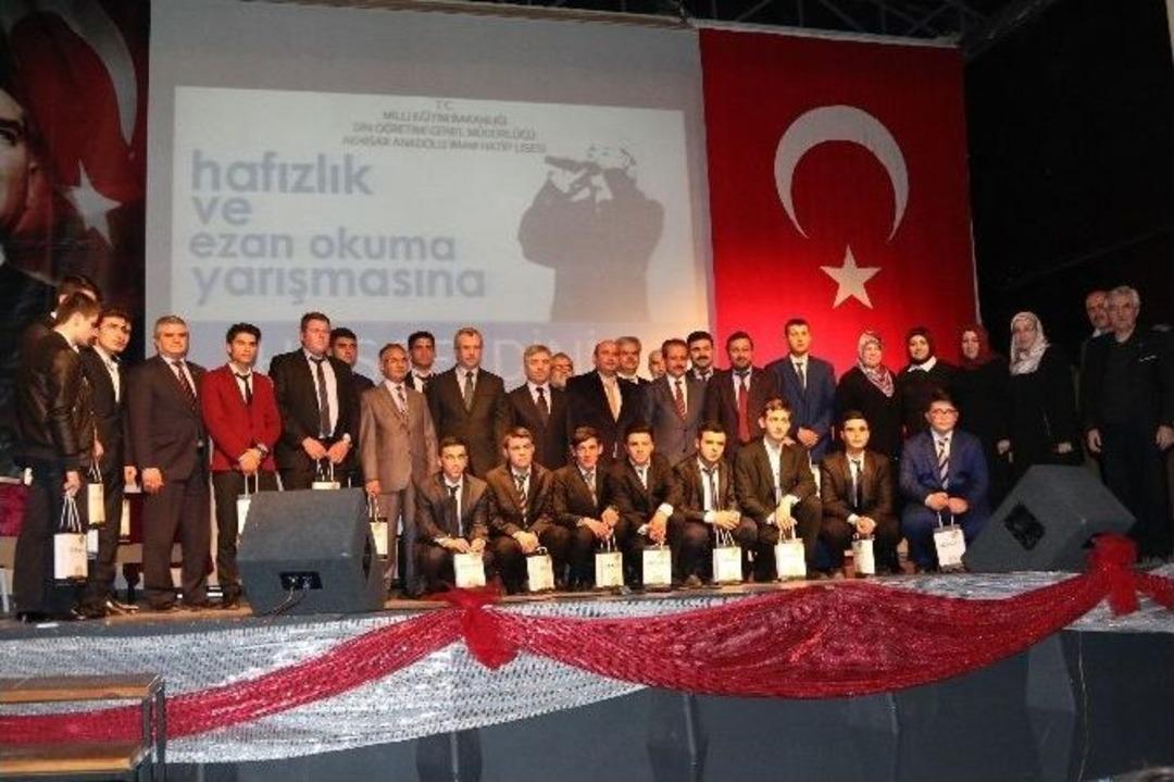 Hafızlık Ve Ezan Okuma Yarışması Finali Akhisar&rsquo;da Yapıldı
