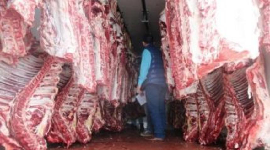 Sağlıksız Et Nakline Zabıta&rsquo;dan Su&ccedil;&uuml;st&uuml;