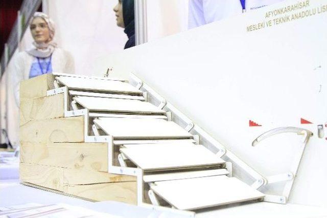 Merdivenler Engelliler İçin Artık Engel Olmayacak 1