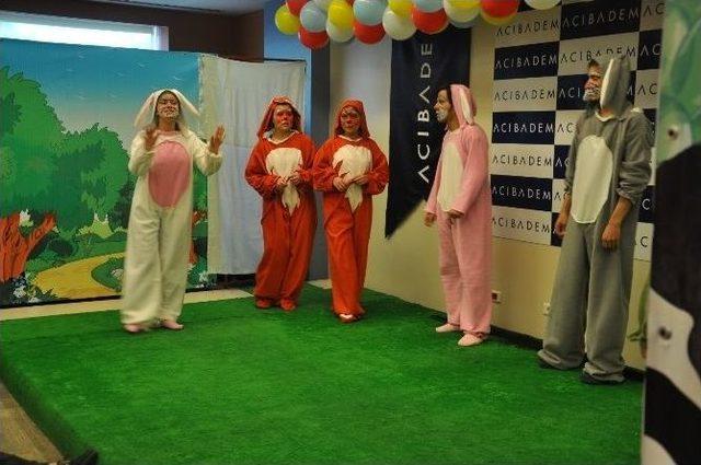 Onkoloji Hastası &Ccedil;ocukların Hastanede Tiyatro Keyfi 1