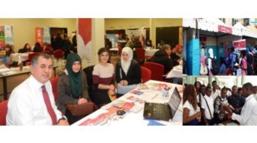 Turgut &Ouml;zal, D&uuml;nya Eğitim Fuarlarında &Ouml;ğrencilerin G&ouml;zdesi