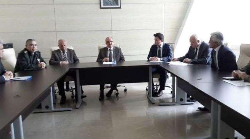 &Ccedil;ardak Havalimanı&rsquo;nda G&uuml;venlik Toplantısı Yapıldı