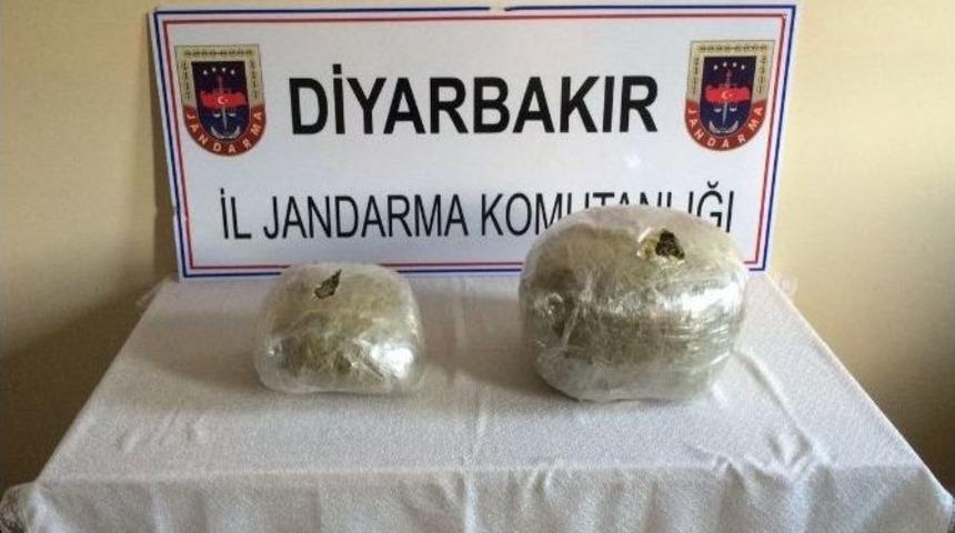 Diyarbakır&rsquo;da 29 Kilo Esrar Ele Ge&ccedil;irildi