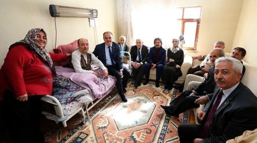 Başkan G&uuml;rlesin&rsquo;den Ms Hastasına &Ouml;zel Yatak