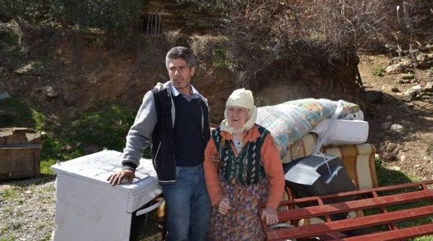 Aydın B&uuml;y&uuml;kşehir Karacasu&rsquo;da Evi Yanan Aileye Yardım Elini Uzattı