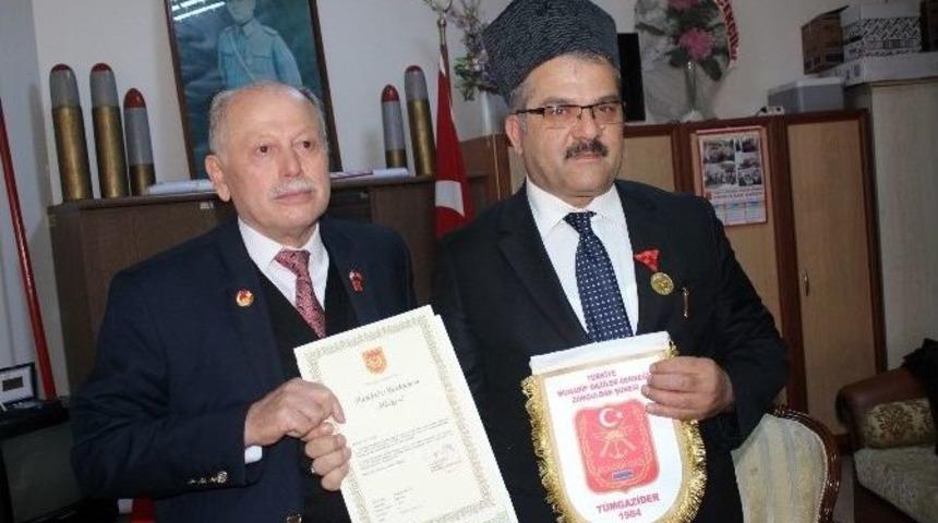 Dedesinin İstiklal Madalyası&rsquo;nı 101 Yıl Sonra Teslim Aldı