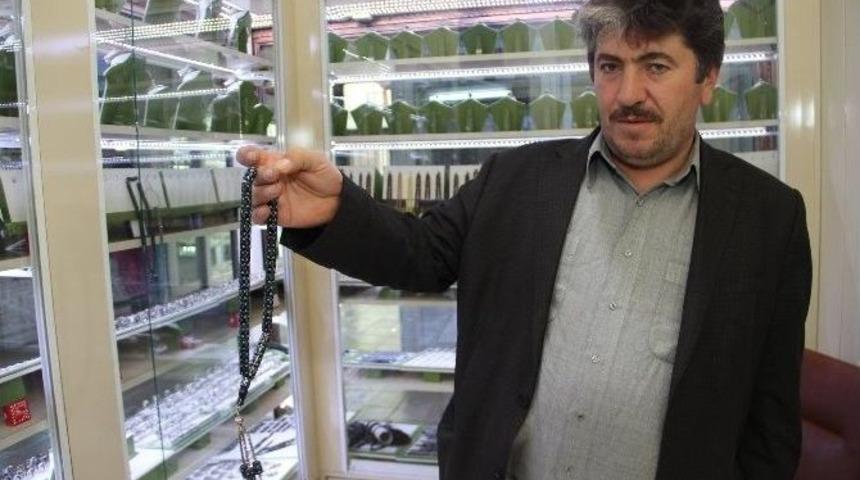 Firuze İşlemeli Kesme Oltu Taşı Tespihi Bir Ay Da Tamamladı