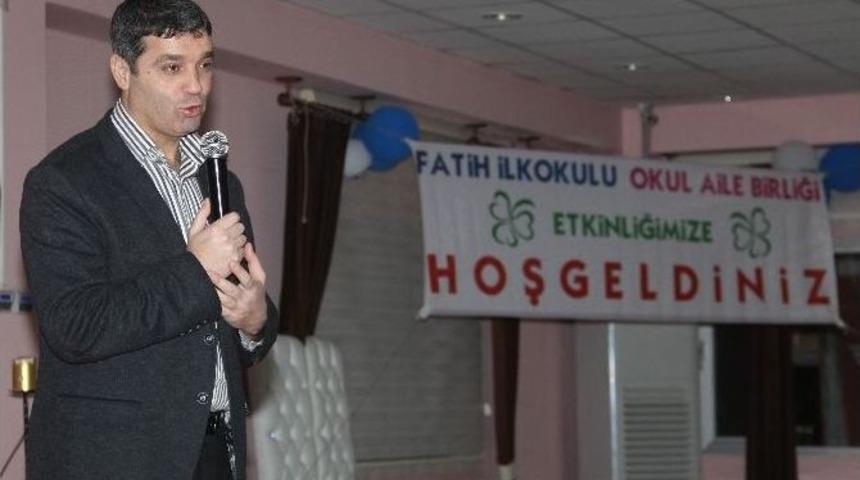 Fatih İlkokulu Okul Aile Birliğinde &lsquo;&ouml;ğrenen Aile, Gelişen &Ccedil;ocuk&rsquo; Konferansı