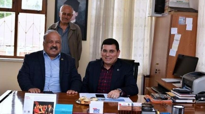 T&uuml;t&uuml;nc&uuml;, Kepezaltı Mahallesini Ziyaret Etti