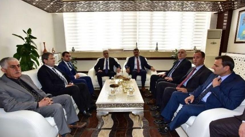 Cumhurbaşkanı Başdanışmanı Top&ccedil;u, Başkan G&uuml;rkan&rsquo;ı Ziyaret Etti