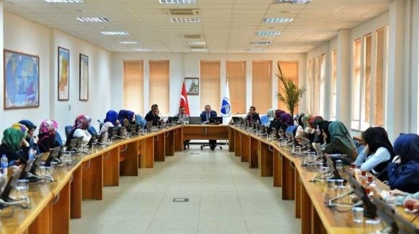 Adapazarı Anadolu İmam Hatip Lisesi&rsquo;nden Rekt&ouml;r Elmas&rsquo;a Ziyaret