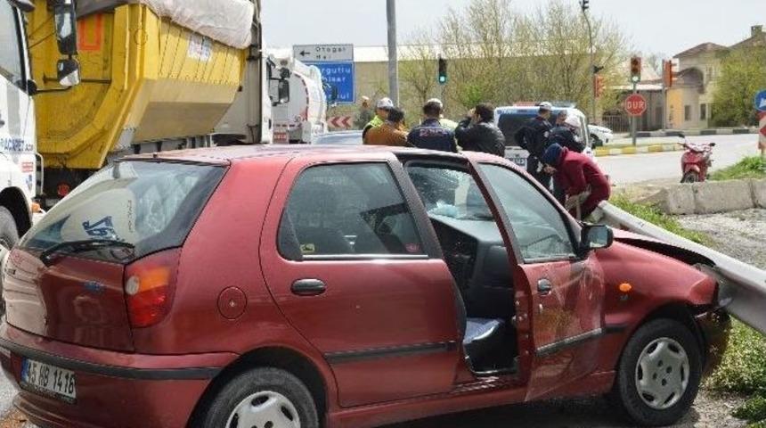 Manisa&rsquo;da Trafik Kazası: 4 Yaralı