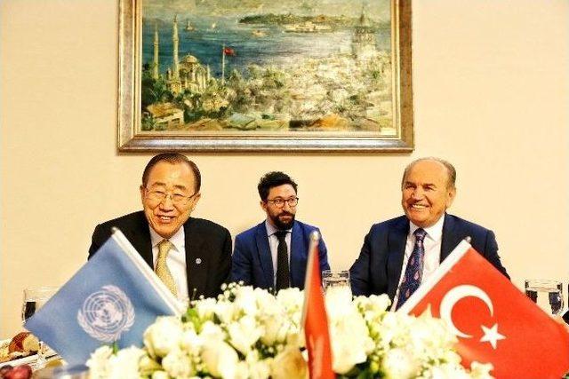 Kadir Topbaş, Bm Genel Sekreteri Ban-ki Moon İle Bir Araya Geldi