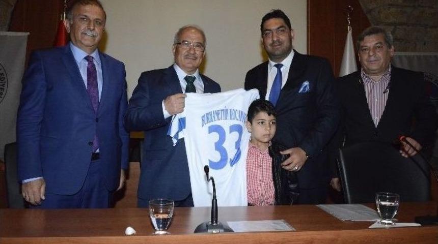 Başkan Kocamaz, Meskispor Futbolcularıyla Buluştu