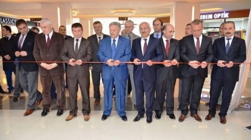 Vali Kahraman, "tarım Ve İnsan" Konulu Fotoğraf Sergisinin A&ccedil;ılışını Yaptı