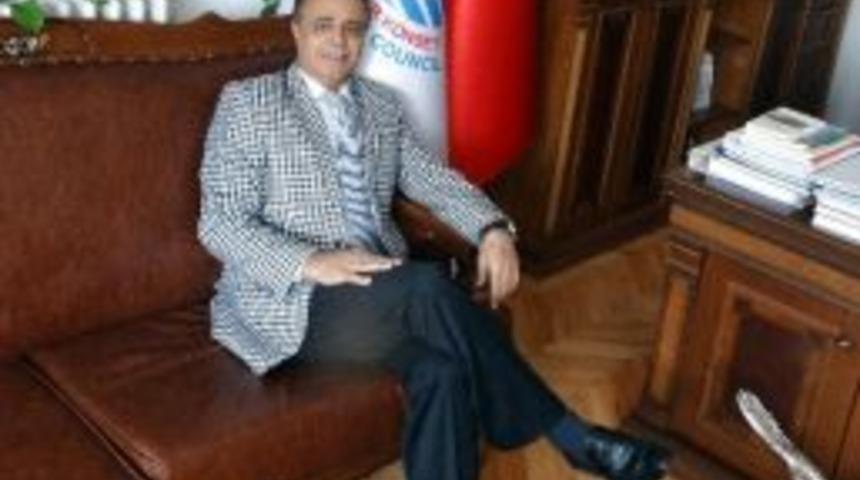 Uluslararası &Uuml;niversiteler Konseyi Başkanı Orhan Hikmet Azizoğlu: