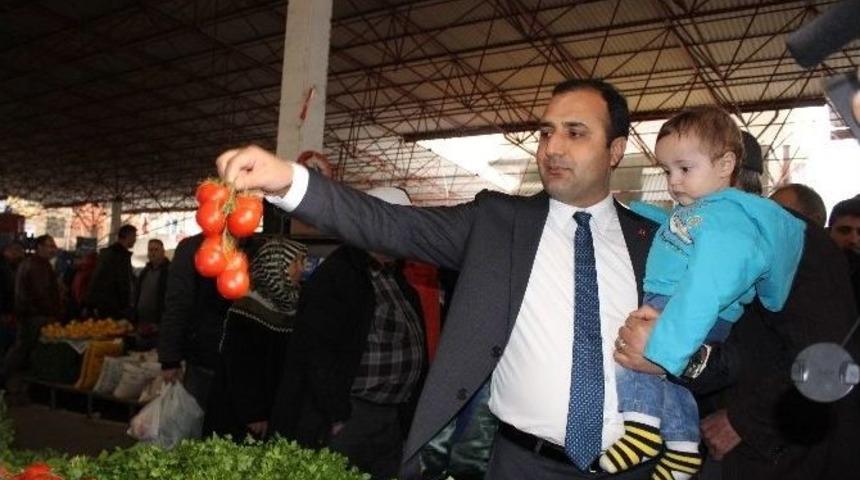 Başkan, Ter&ouml;re İnat Ailesiyle Pazara &Ccedil;ıktı