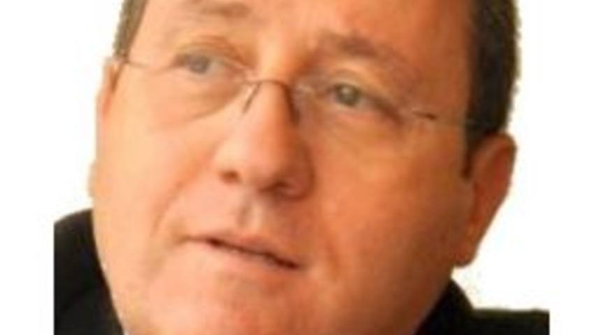 &Ouml;ğretim G&ouml;revlisi Cumhurbaşkanına Hakaretten Hakim Karşısına &Ccedil;ıktı