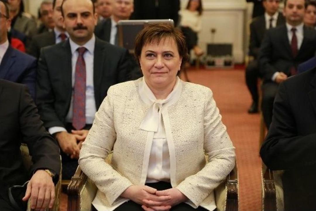 Bakan Sarı&rsquo;dan &rsquo;akıllı&rsquo; Uyarı