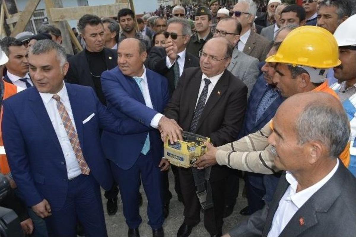 Şehit S&ouml;zleşmeli Piyade Er Adnan Ergen&rsquo;in Adı Okula Verilecek