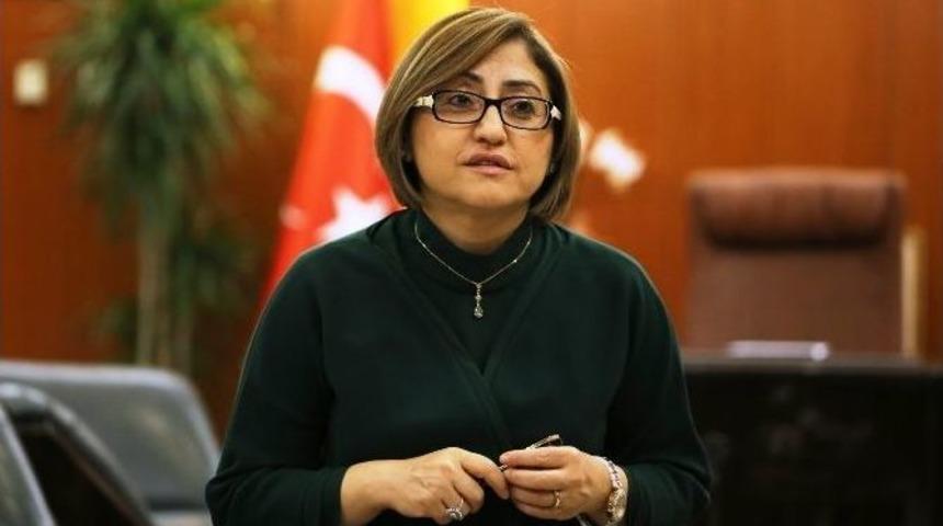 Minik B&uuml;şra&rsquo;ya, Fatma Şahin Sahip &Ccedil;ıktı