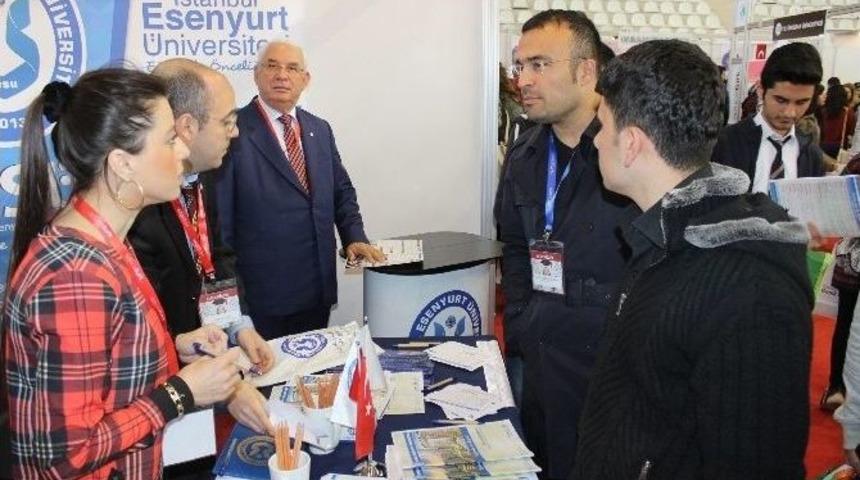 26 &Uuml;niversite Tanıtım Fuarında Buluştu