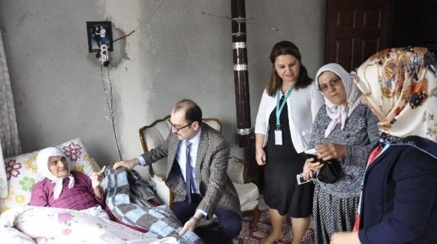 Toplum Sağlığı Merkezi&rsquo;nden Yaşlılara Ziyaret