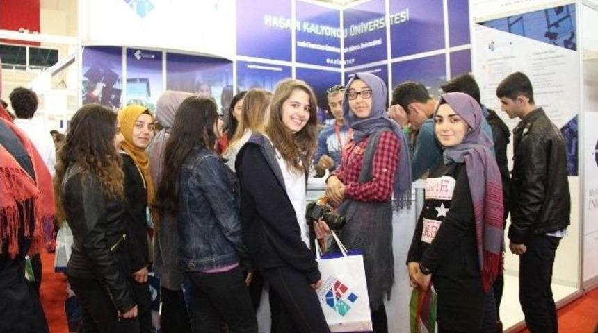 Kahramanmaraş Eğitim Fuarı&rsquo;nda Hk&uuml;&rsquo;ye Yoğun İlgi