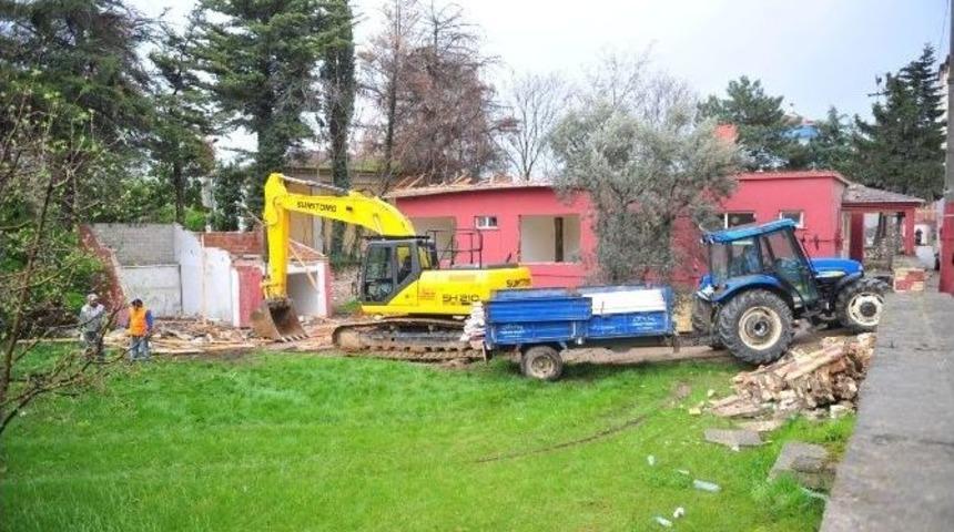 Kaymakamlık Lojmanı Yıkılıyor