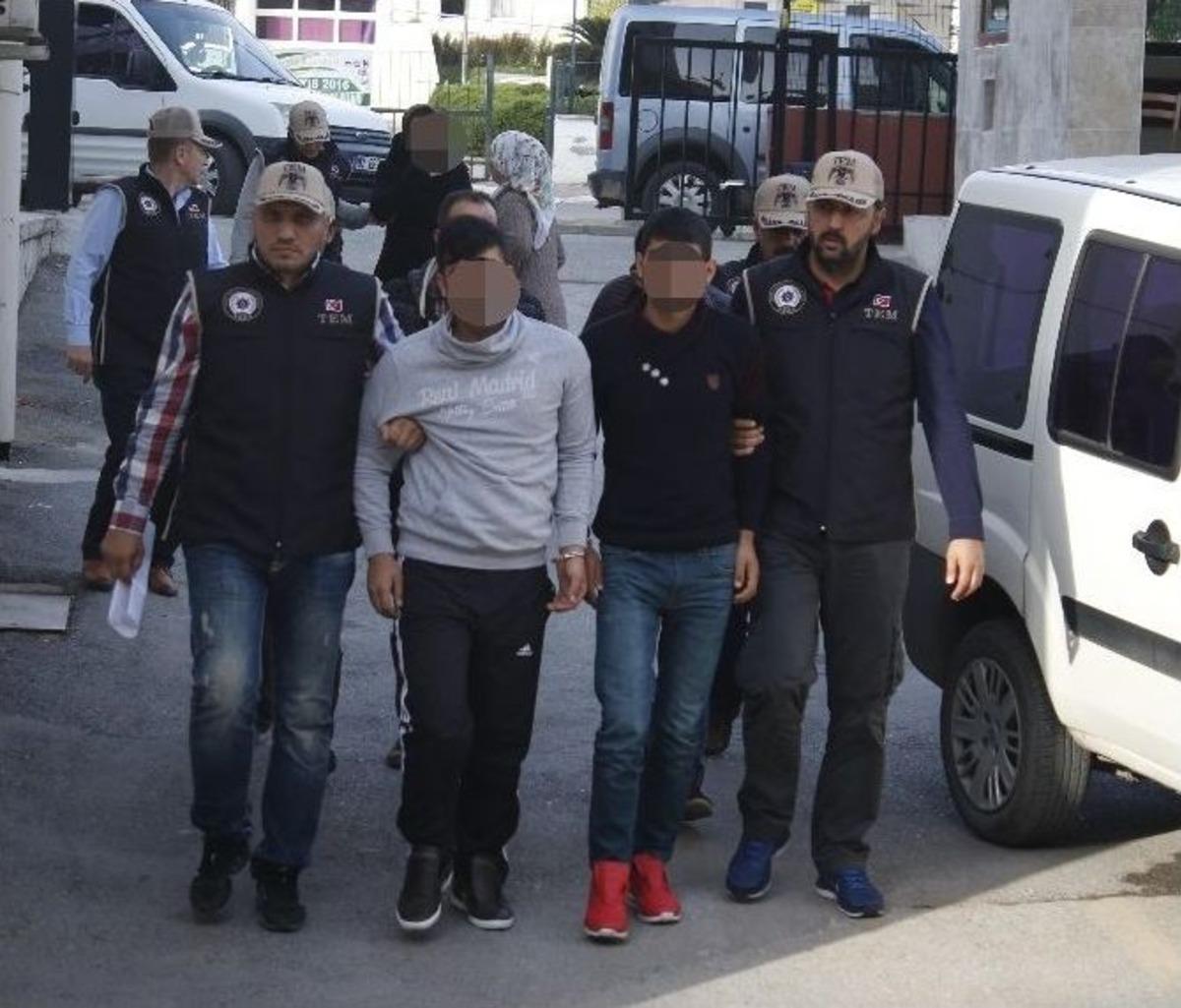 Ter&ouml;r Operasyonu Ş&uuml;phelileri Sağlık Kontrol&uuml;nden Ge&ccedil;irildi
