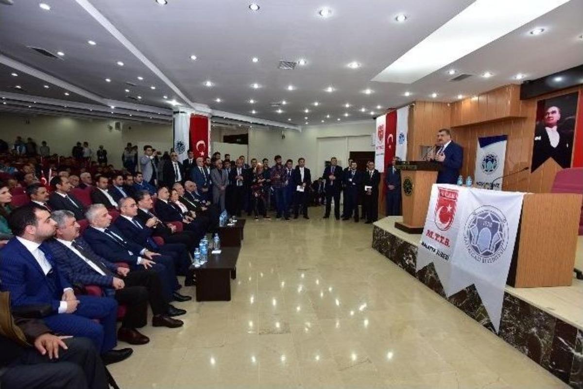 Cumhurbaşkanı Başdanışmanı Top&ccedil;u, Ter&ouml;r&uuml;n K&ouml;k&uuml;n&uuml;n Kazınacağını S&ouml;yledi
