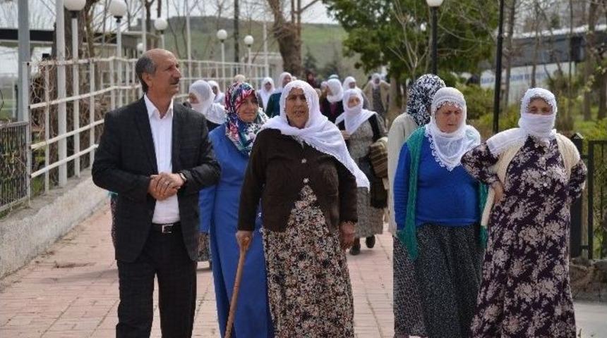 Diyarbakırlı Yaşlılar Hevsel&rsquo;de Buluştu