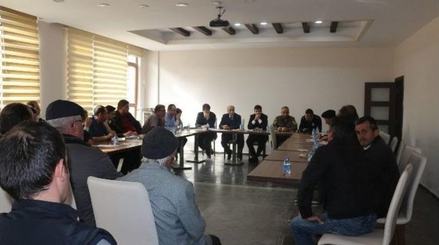 Han&ouml;n&uuml; Kaymakamlığı Tarafından Hidroelektrik Santrali Toplantısı Yapıldı