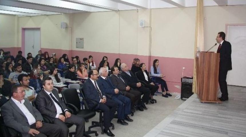 &rsquo;milli M&uuml;cadelede &Ccedil;anakkale Destanı&rsquo; Konulu Konferans