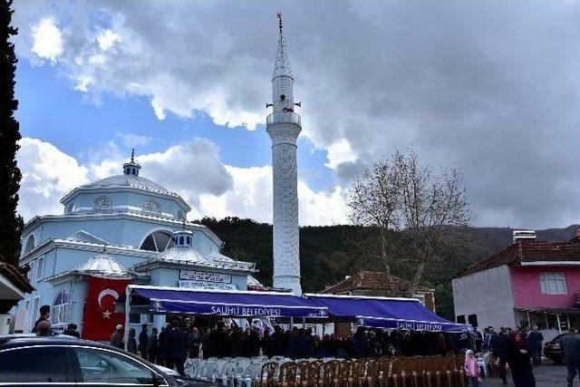 Salihli’de Camii Ve Kur’an Kursu Hizmete Açıldı